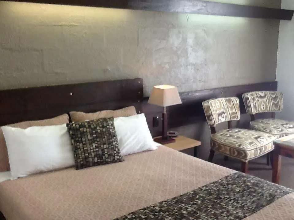 Hamilton Brisbane Airport Hotel